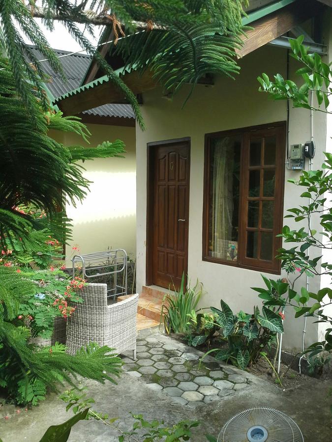 Arnel Bungalows Senggigi Exterior photo